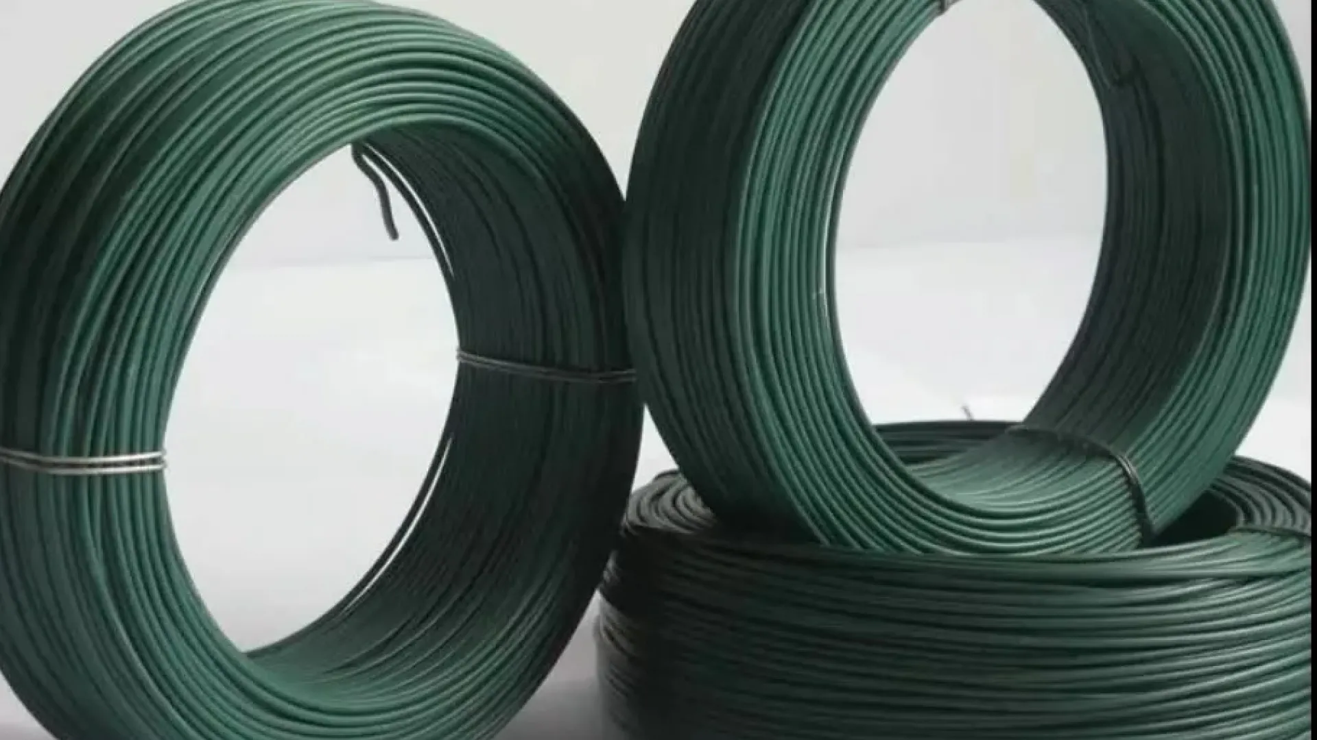 Проволока с полимерным покрытием 2.8 мм ТО ТУ 14-4-1813-97